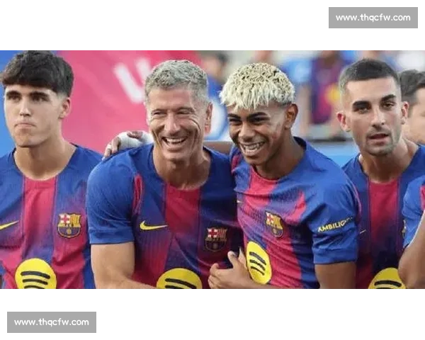 曼联否决莱万引进：拉特克利夫拒踏暮年球星陷阱